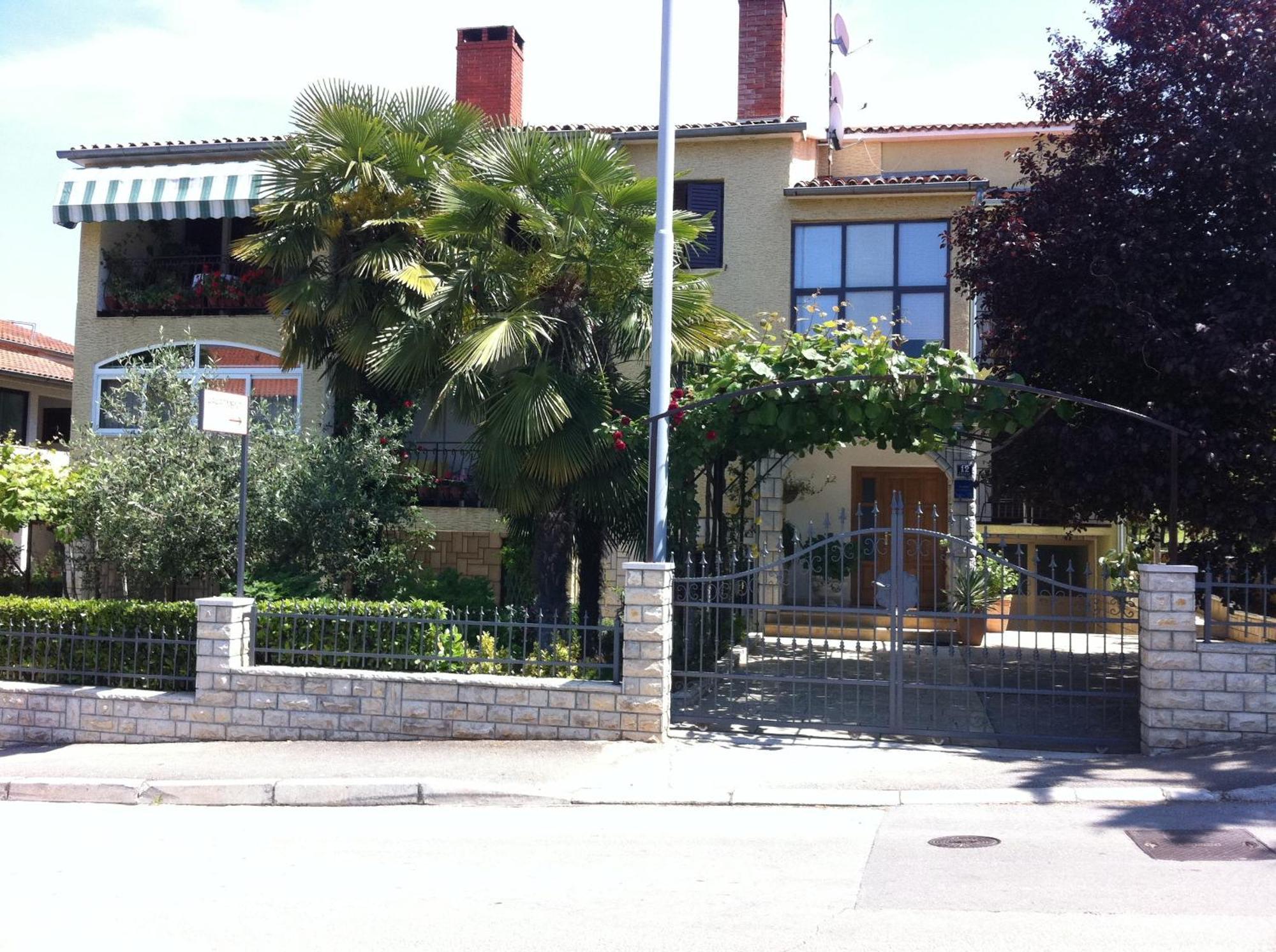 Apartments Boris Porec Exterior photo